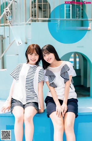 宮田愛萌 & 森本茉莉, Young Jump 2021 No.47 (ヤングジャンプ 2021年47号)