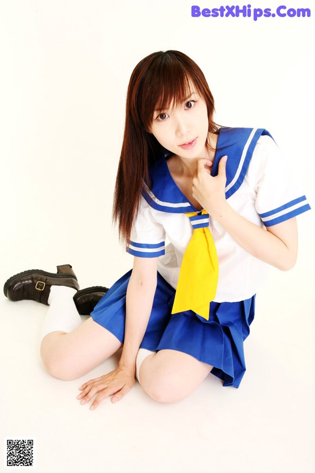 Ao Futomomo - Livean Movie Kickaash No.0a192f